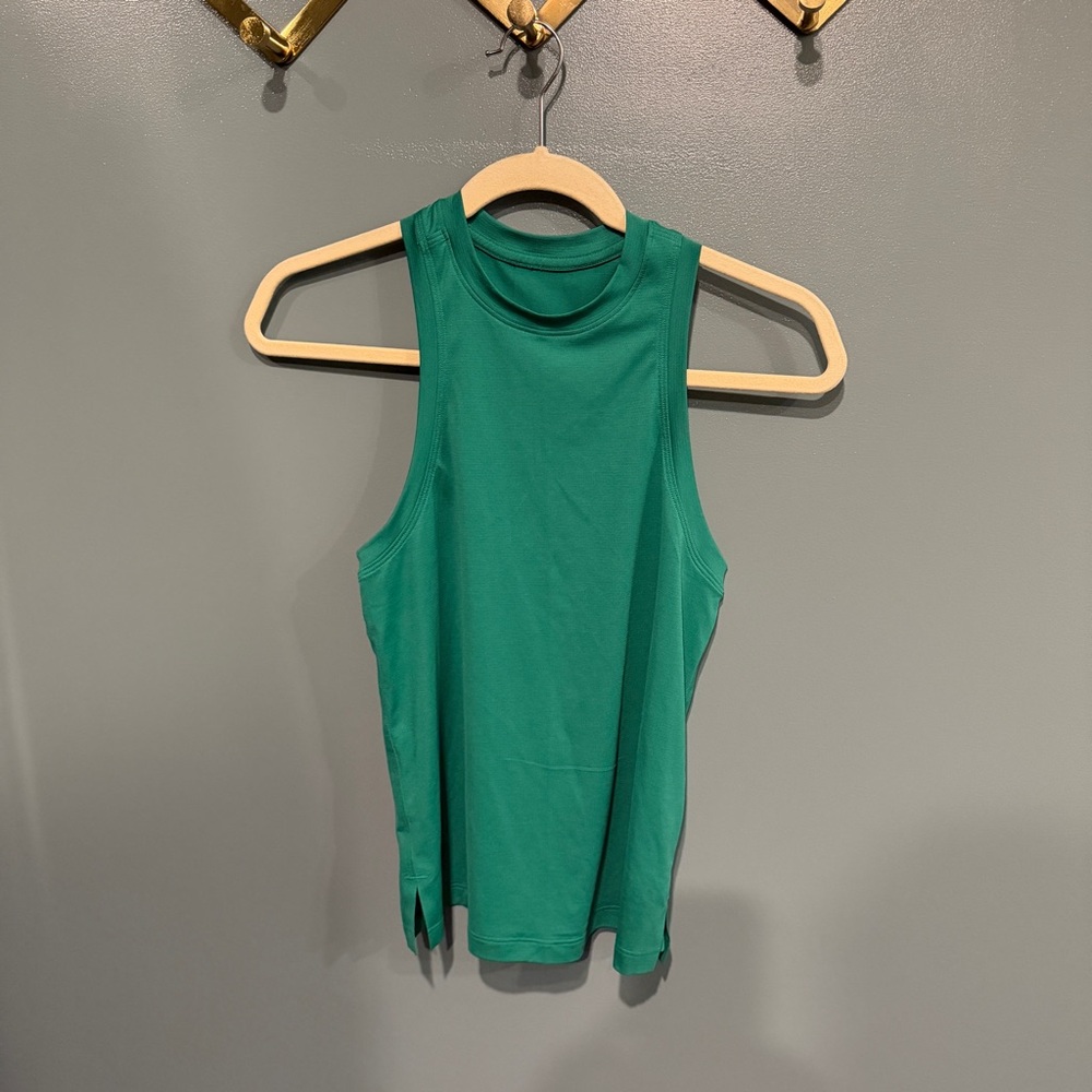LULULEMON High-Neck Sleeveless Tank in Emerald Green